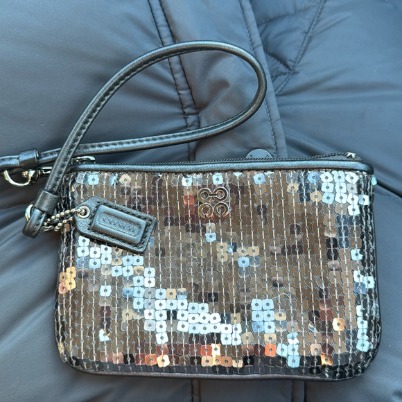 Coach Handbags - Coach Sequin Wristlet
